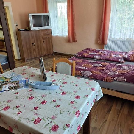 Ferienwohnung Bretnig Grossrohrsdorf ภายนอก รูปภาพ